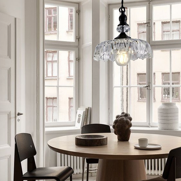 Chic Glass Flower Pendant Light